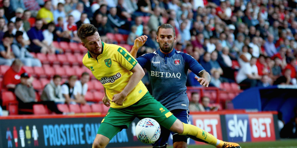 Husband completes loan move to Blackpool