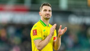 Norwich City Secure Skipper Kenny McLean On New Two Year Contract