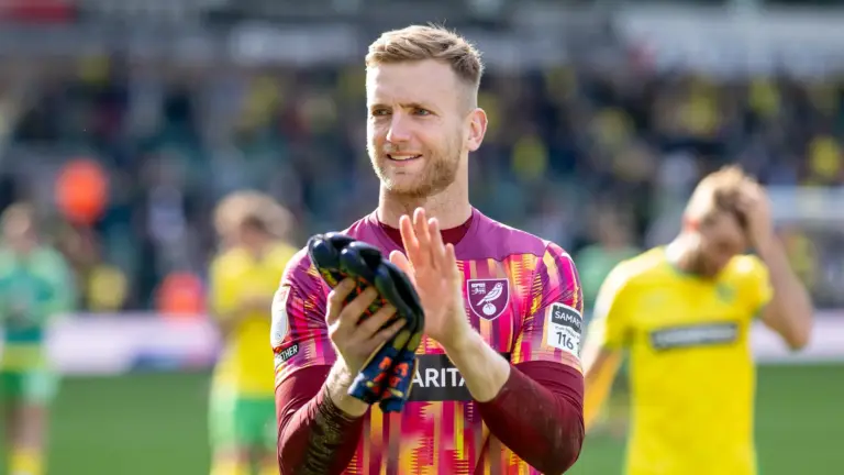 George Long Exit Leaves Norwich With Goalkeeper Warning
