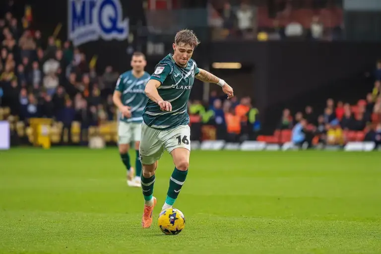 Jacob Wright Targets Starting Spot for Tactical Man City Return