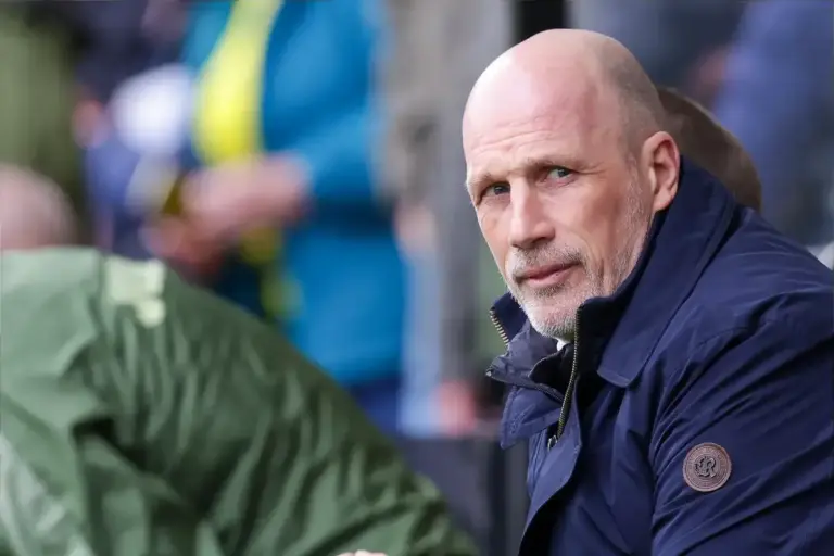 Ashley Phillips Exposes Philippe Clement’s Tactical Flaws in Late Middlesbrough Defeat